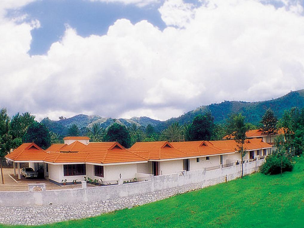 Hotel Silver Crest Thekkady Exterior photo